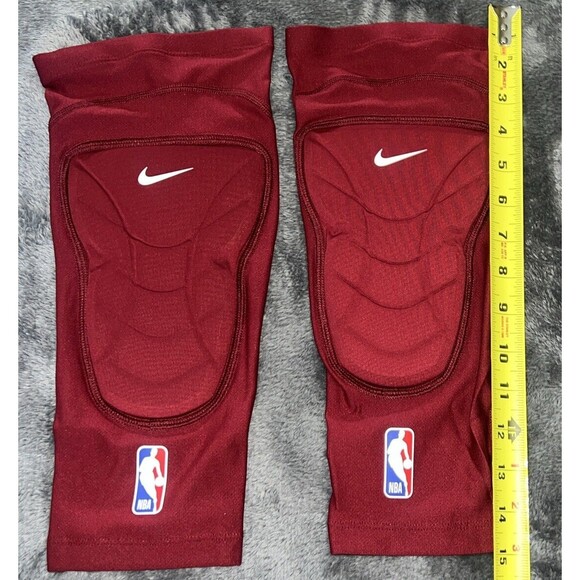 2X/3X Nike NBA Hyperstrong Mens Padded Compression Knee Sleeves/Pads - Picture 2 of 4